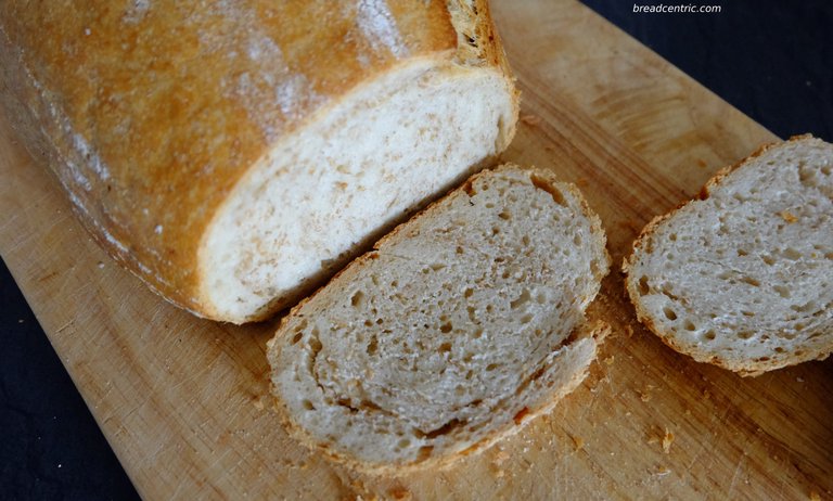 Basic kids&rsquo; bread on steroids - the crumb