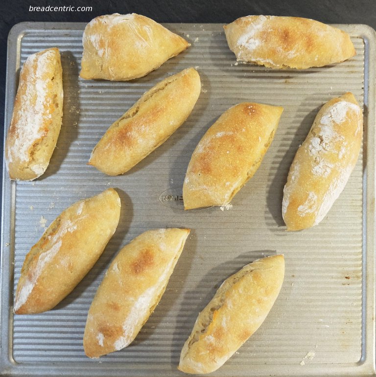 Baked breakfast rolls