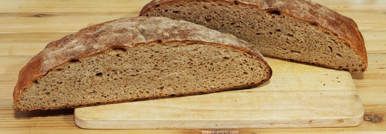 Spelt bread with honey - the crumb