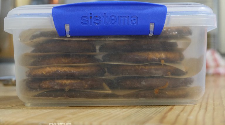 Final storage for the biscuits